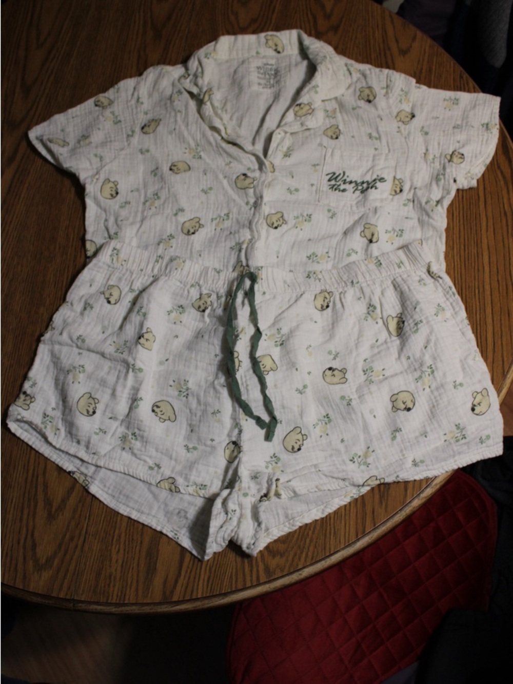 White & Green Winnie the Pooh cotton pajamas